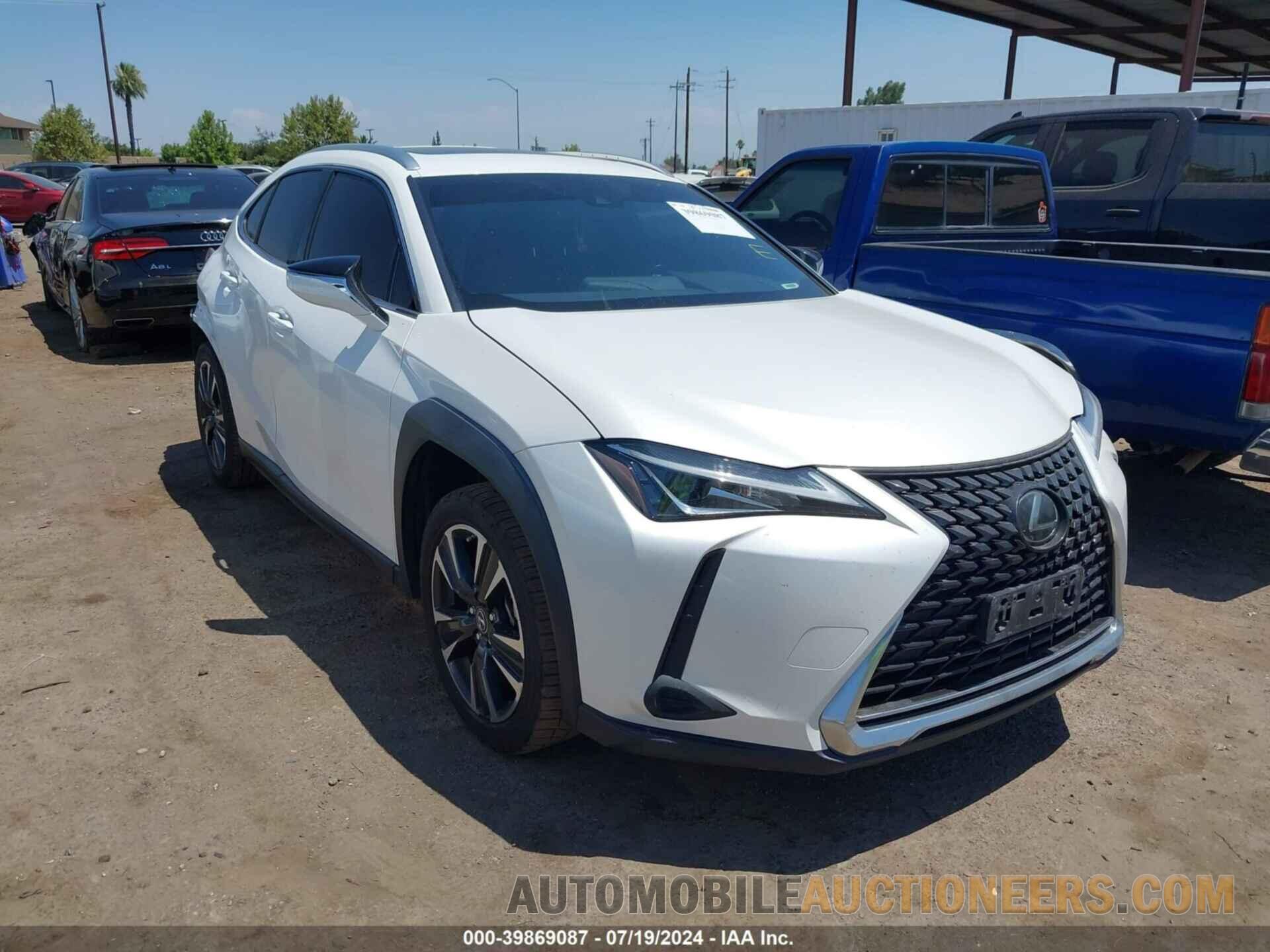 JTHY3JBH1K2016622 LEXUS UX 200 2019