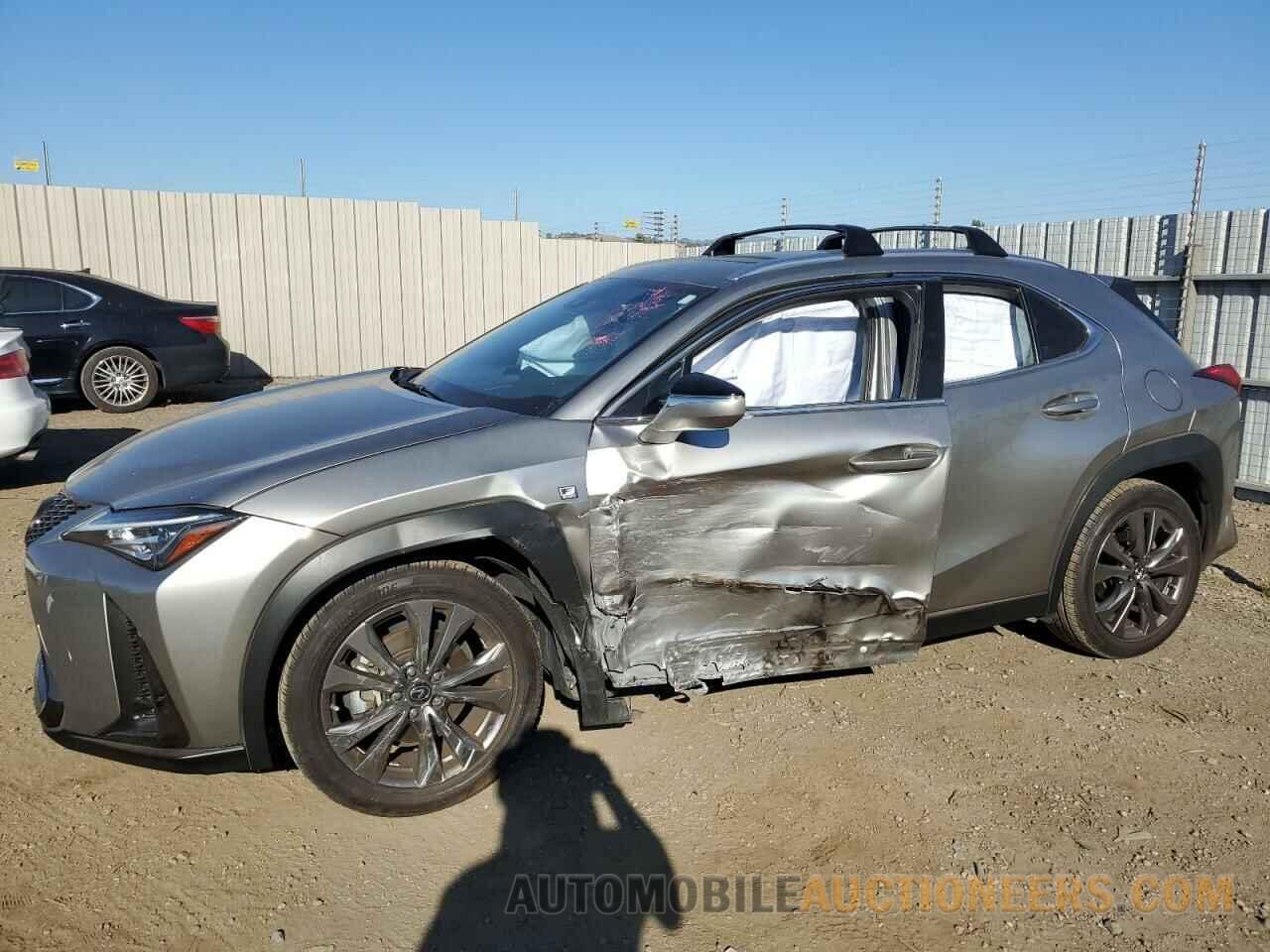 JTHY3JBH3K2003564 LEXUS UX 200 2019