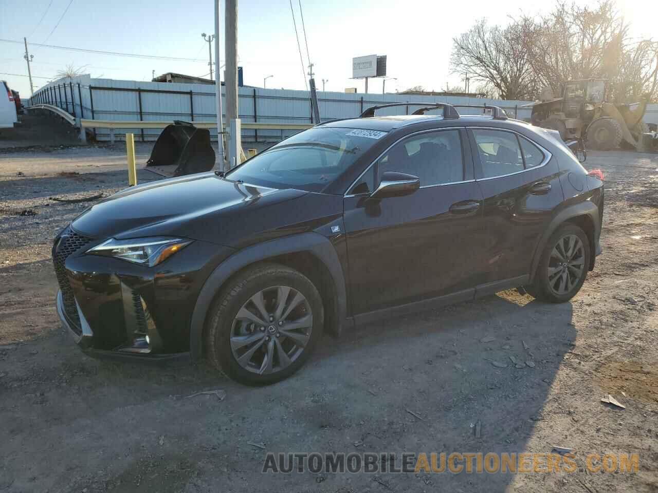 JTHY3JBH3K2004682 LEXUS UX 200 2019