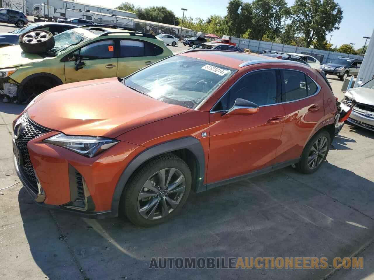 JTHY3JBH3K2017089 LEXUS UX 200 2019