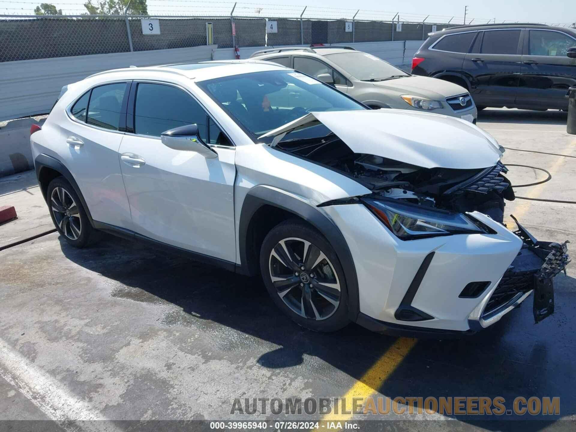 JTHY3JBH4K2014041 LEXUS UX 200 2019