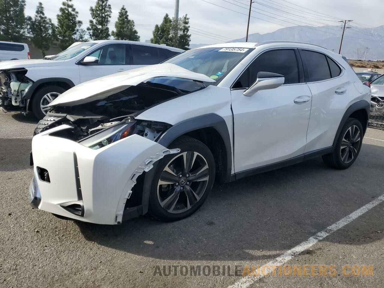 JTHY3JBH4K2014363 LEXUS UX 200 2019