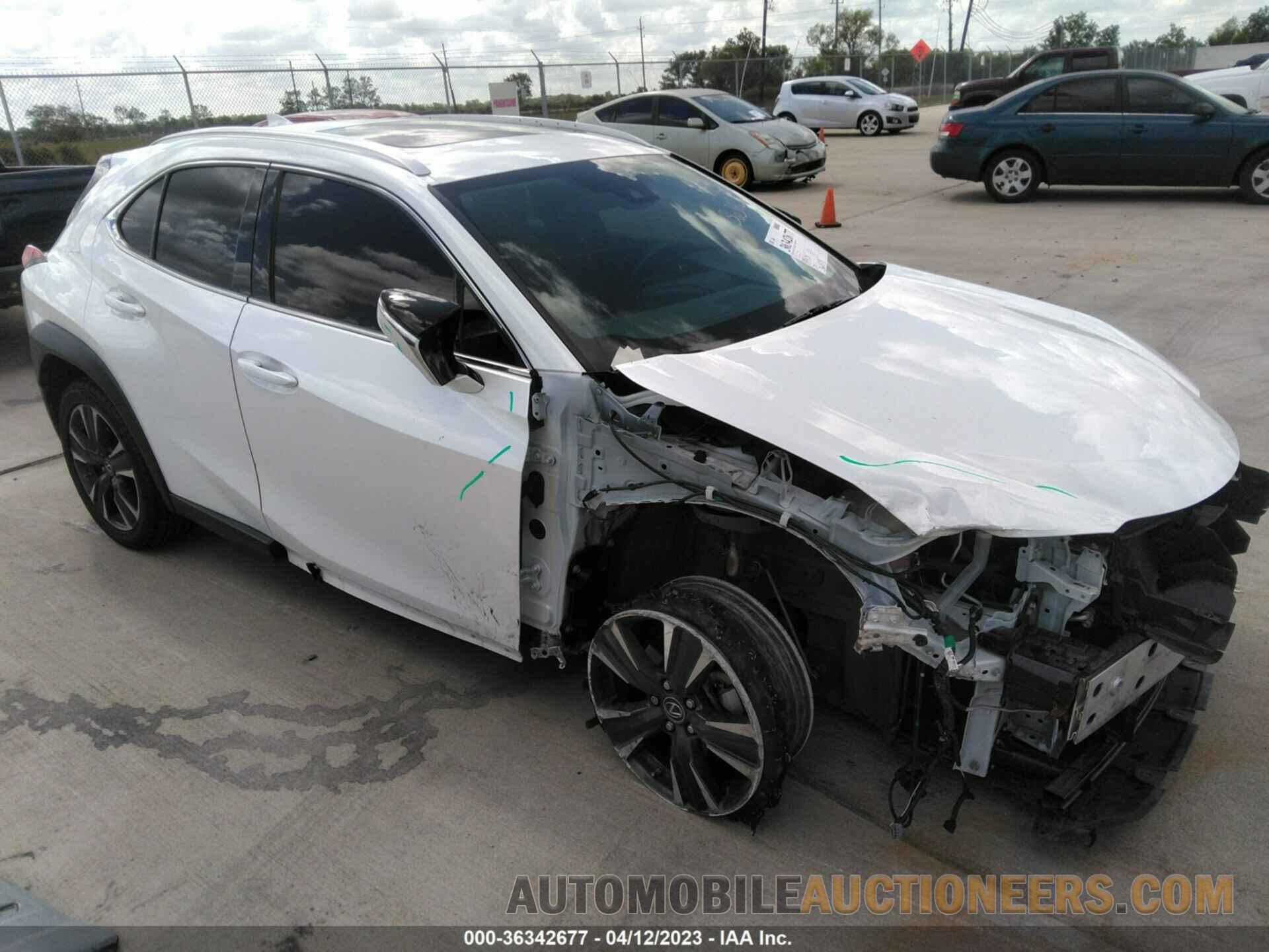 JTHY3JBH5K2015537 LEXUS UX 2019