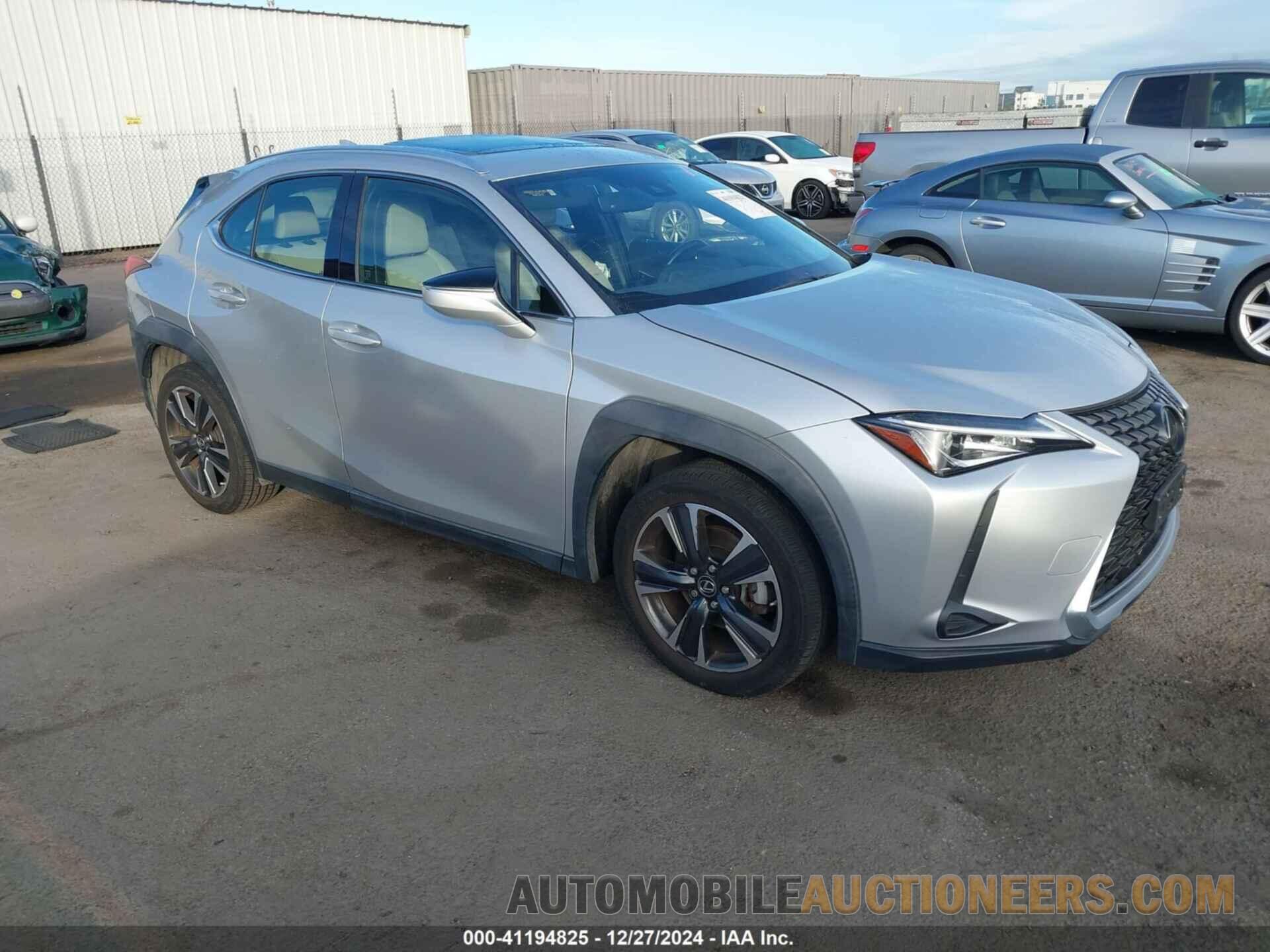 JTHY3JBH6K2001694 LEXUS UX 200 2019