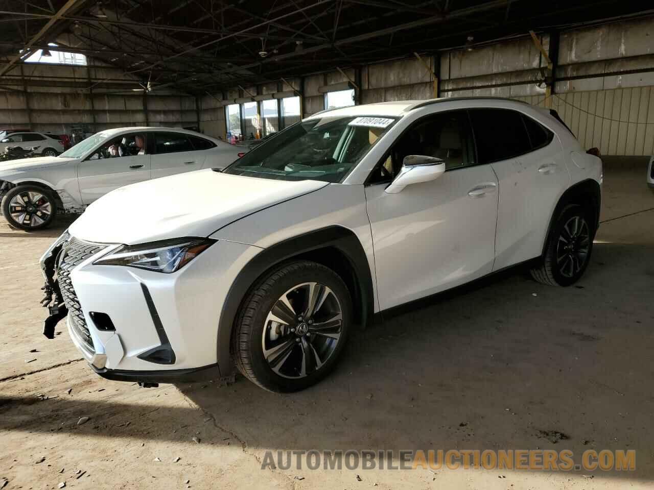 JTHY3JBH6K2002876 LEXUS UX 200 2019