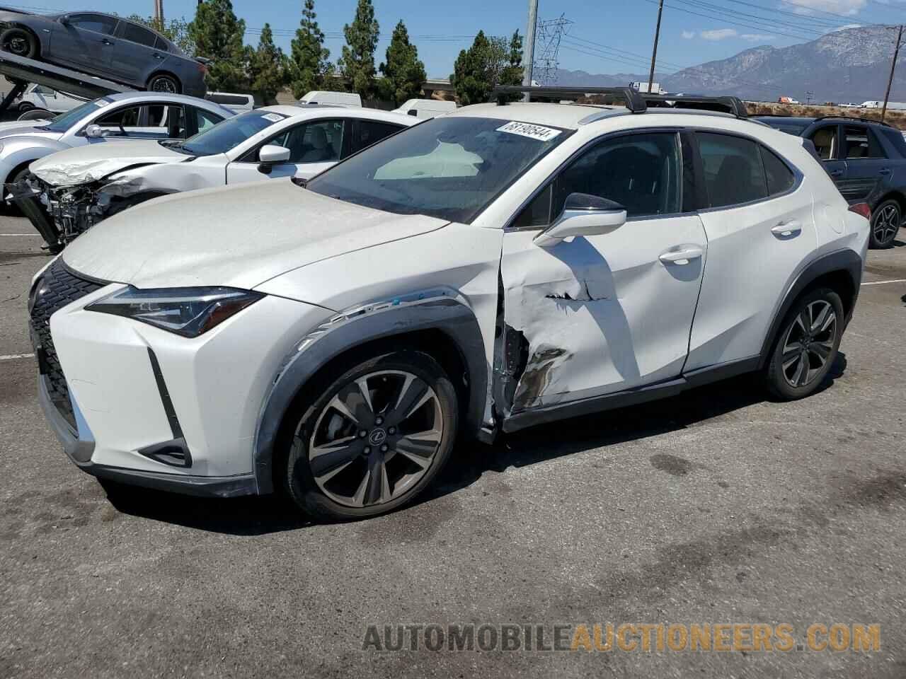 JTHY3JBH6K2014719 LEXUS UX 200 2019