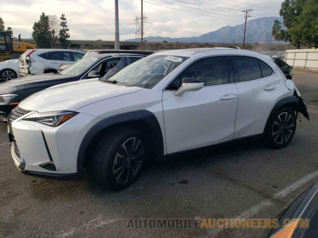 JTHY3JBH7K2017371 LEXUS UX 200 2019