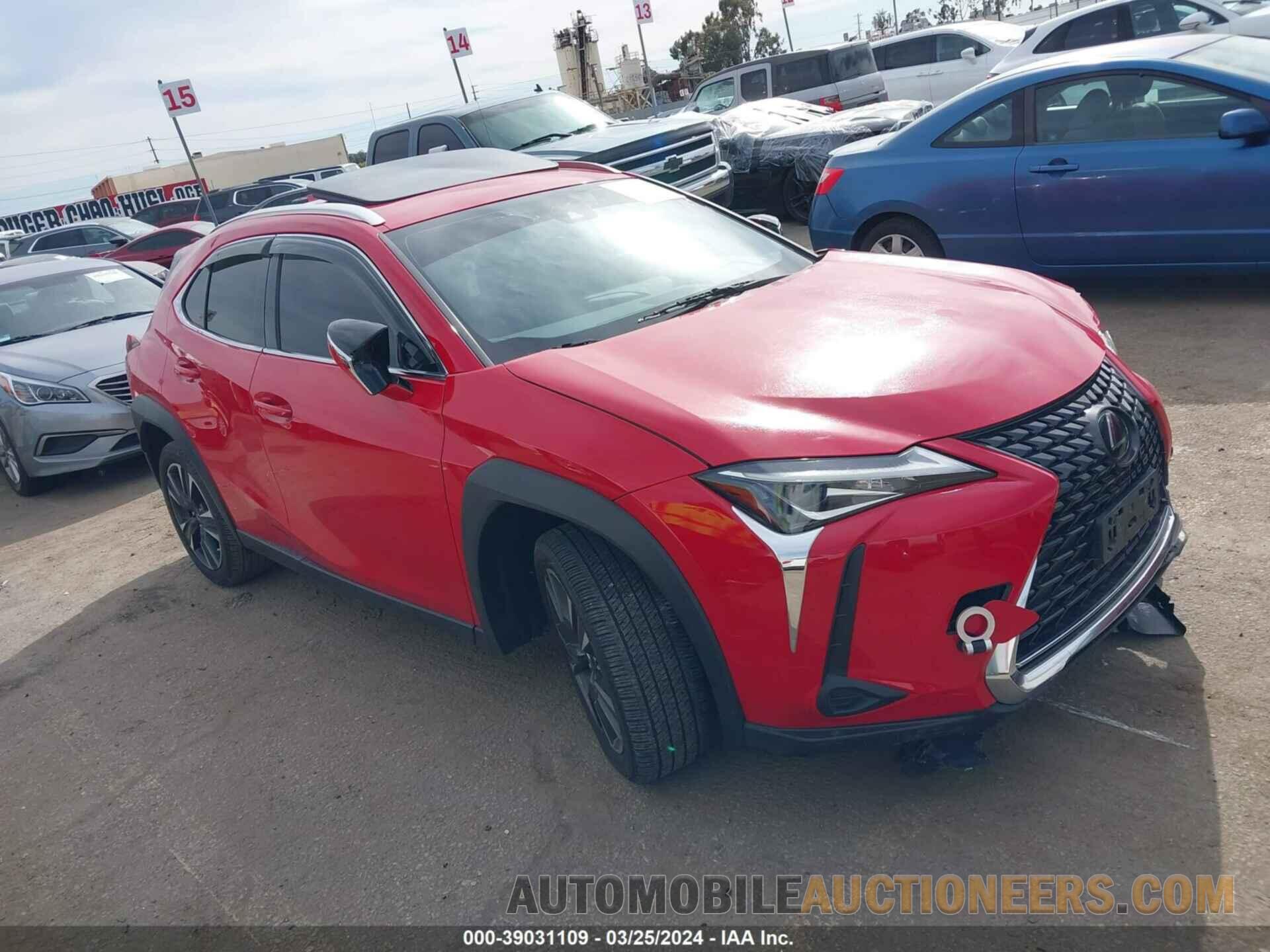 JTHY3JBH9K2018103 LEXUS UX 200 2019