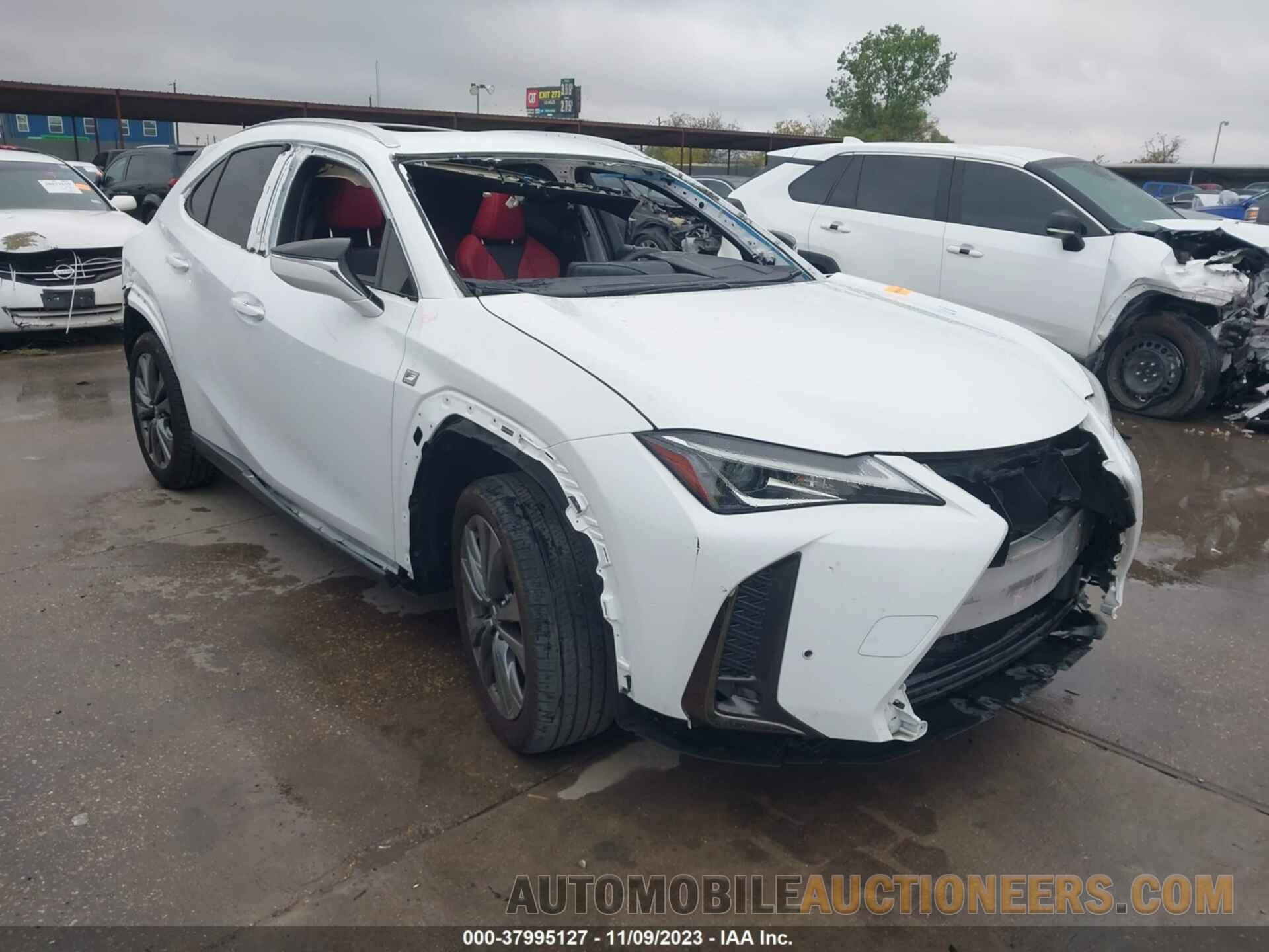 JTHY3JBHXK2010009 LEXUS UX 200 2019