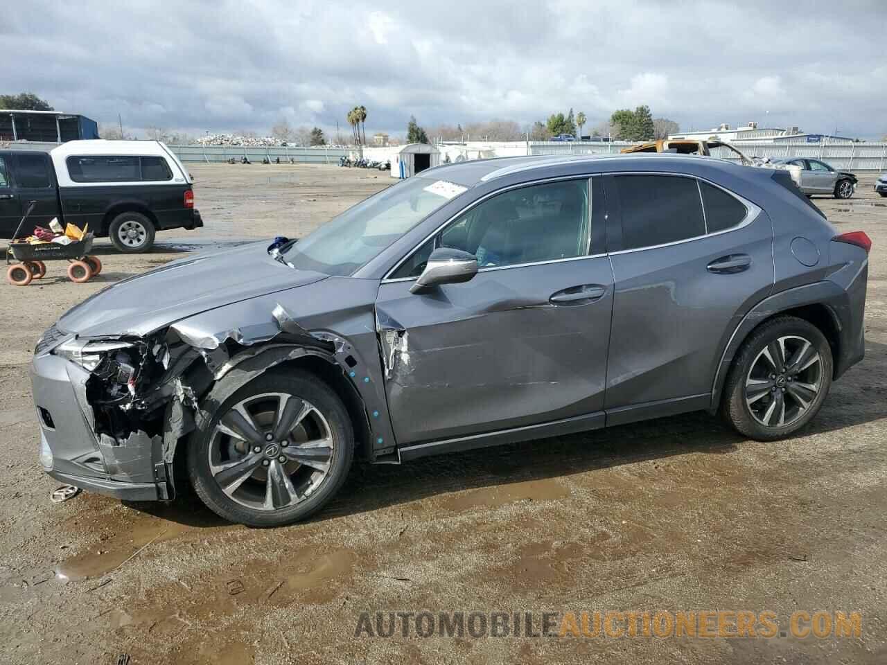 JTHY3JBHXK2012259 LEXUS UX 200 2019