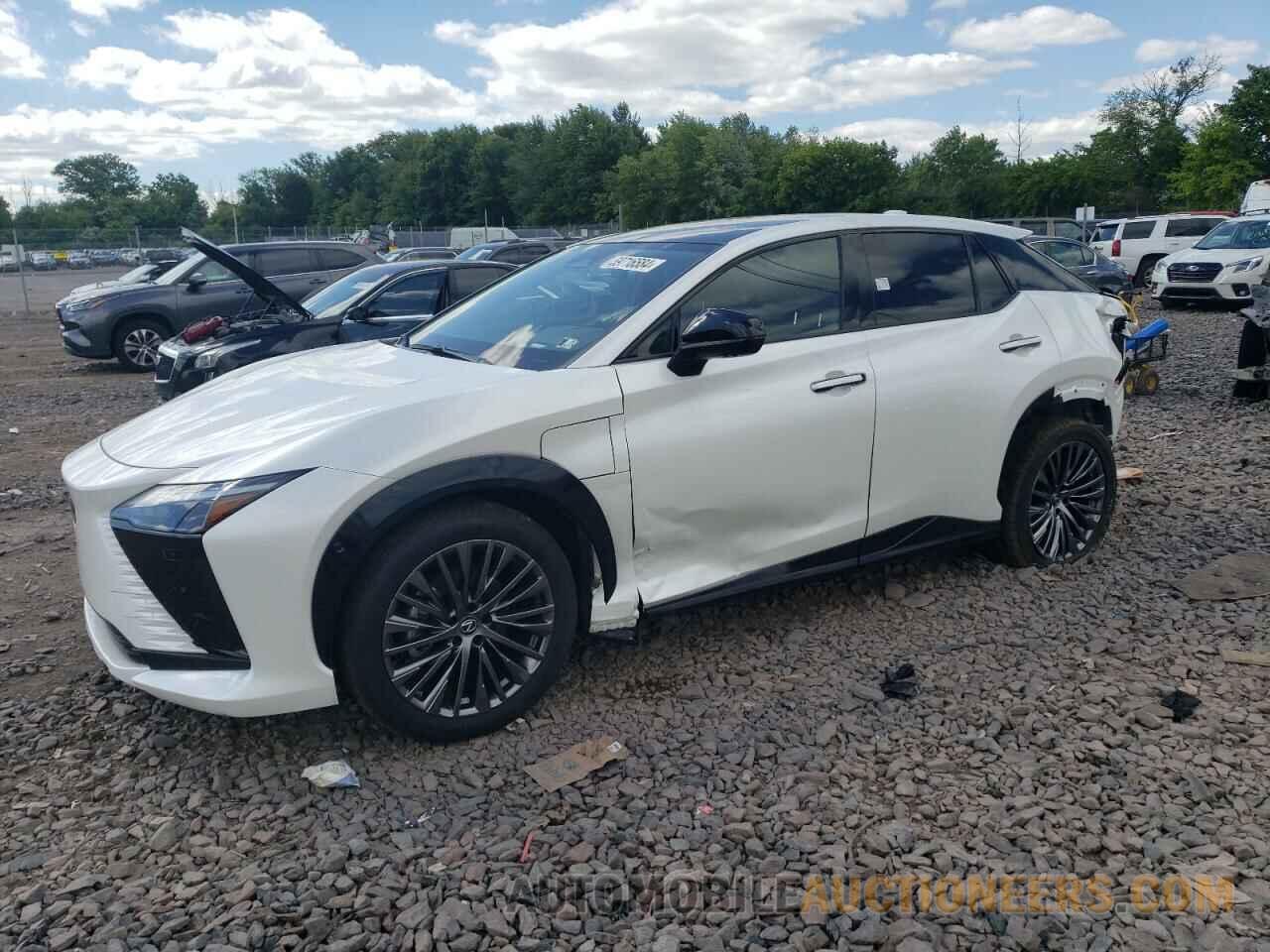 JTJAAAAB9PA013936 LEXUS RZ 450E 2023