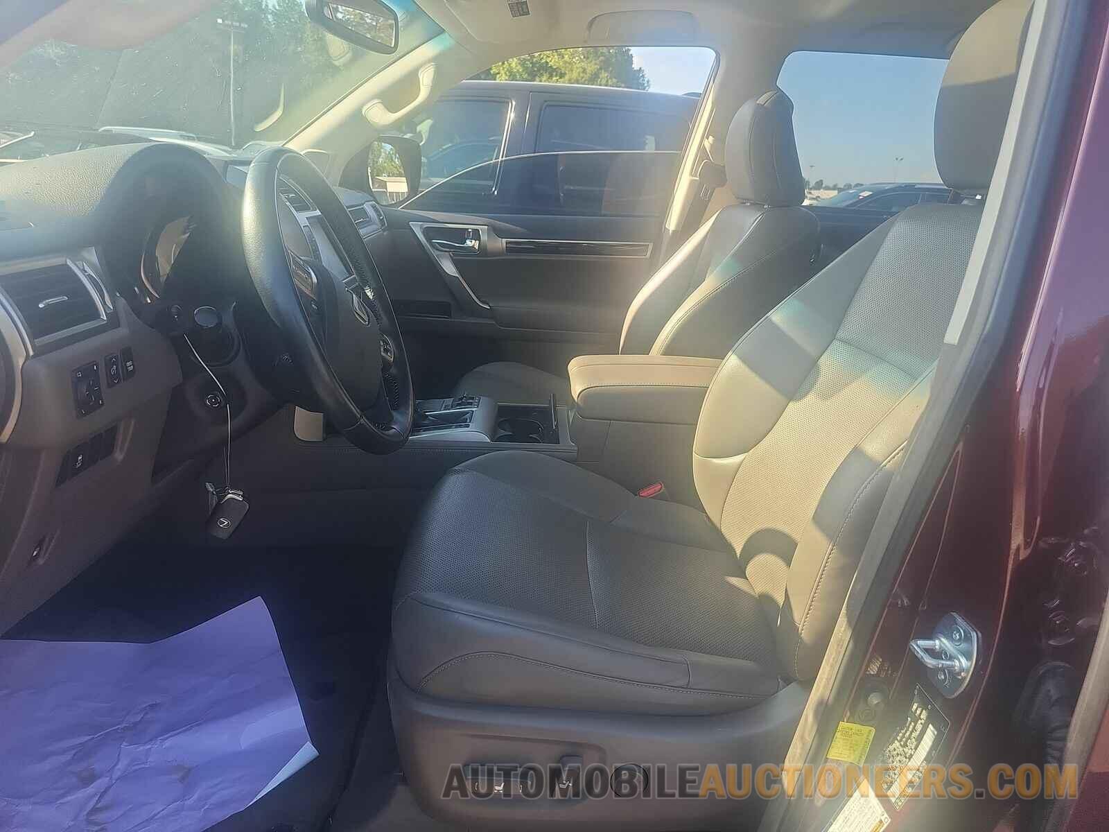 JTJBM7FX0J5201649 Lexus GX 2018