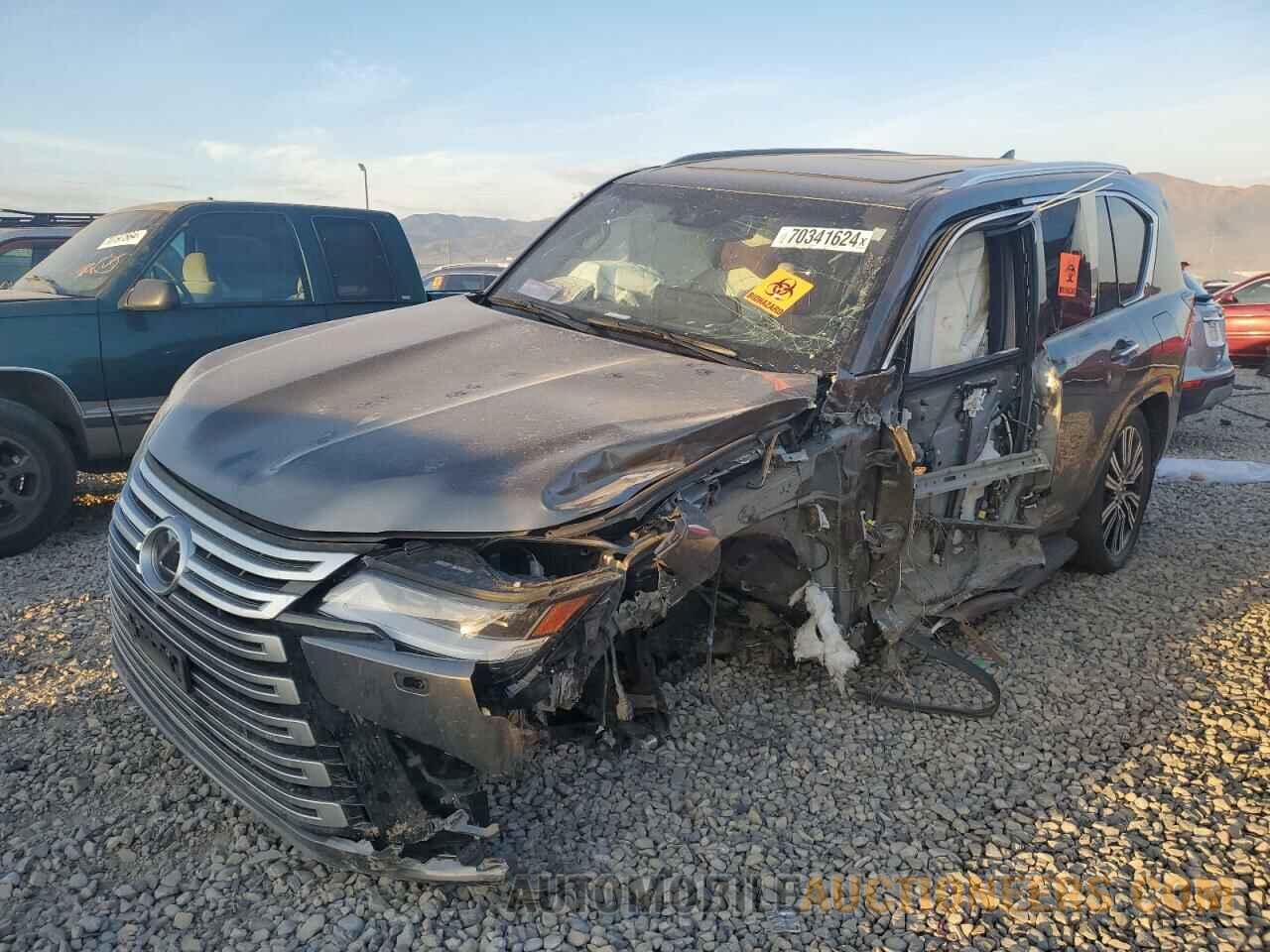 JTJGB7CX7P4036472 LEXUS LX 600 BAS 2023