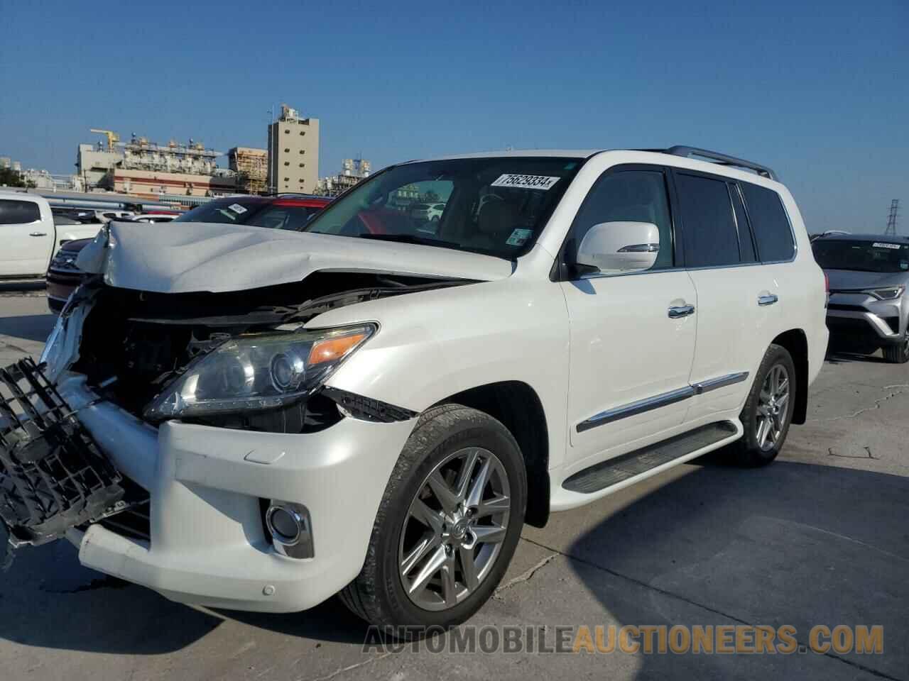 JTJHY7AX0D4131456 LEXUS LX570 2013