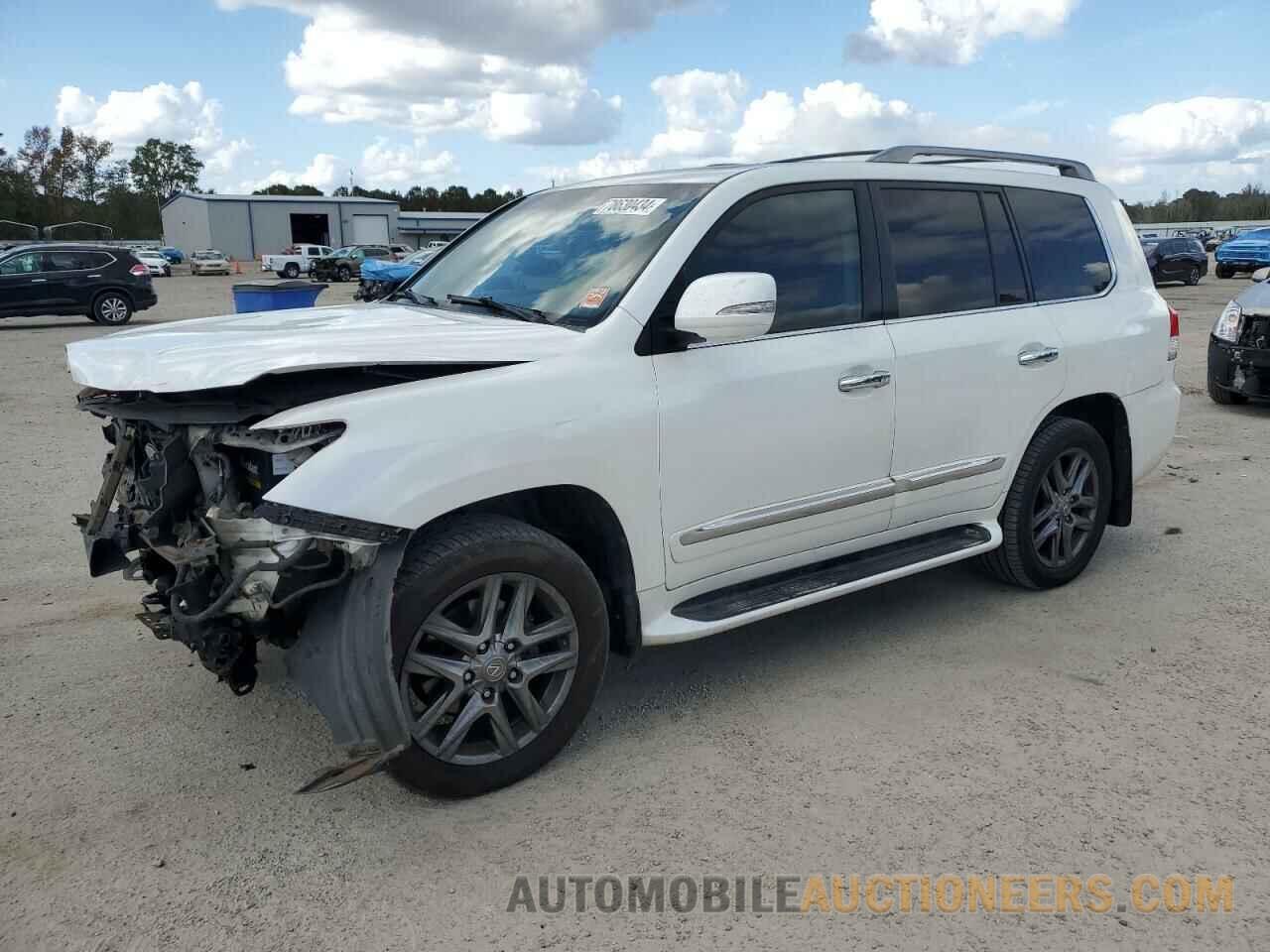 JTJHY7AX2D4101973 LEXUS LX570 2013