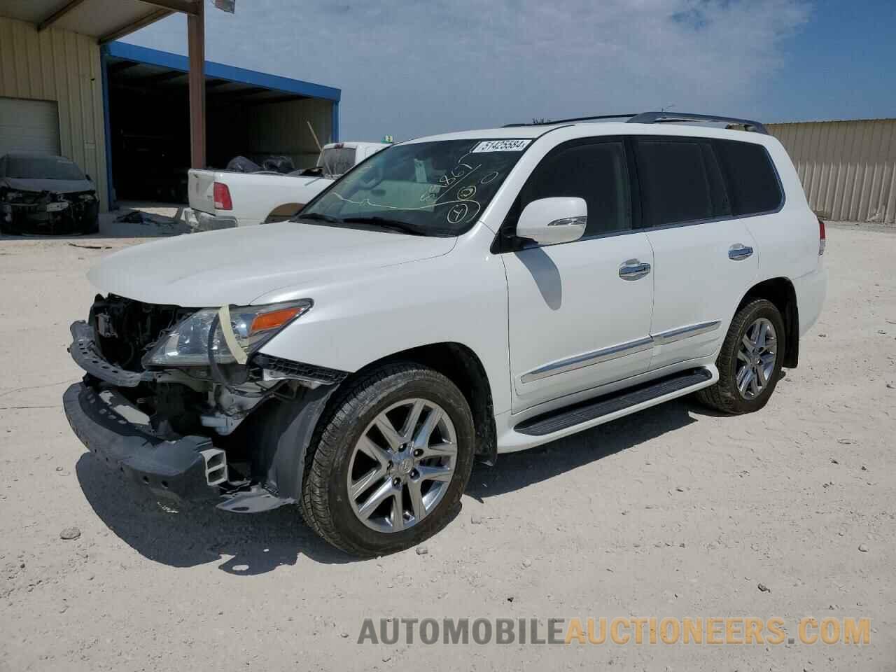 JTJHY7AX4D4120119 LEXUS LX570 2013