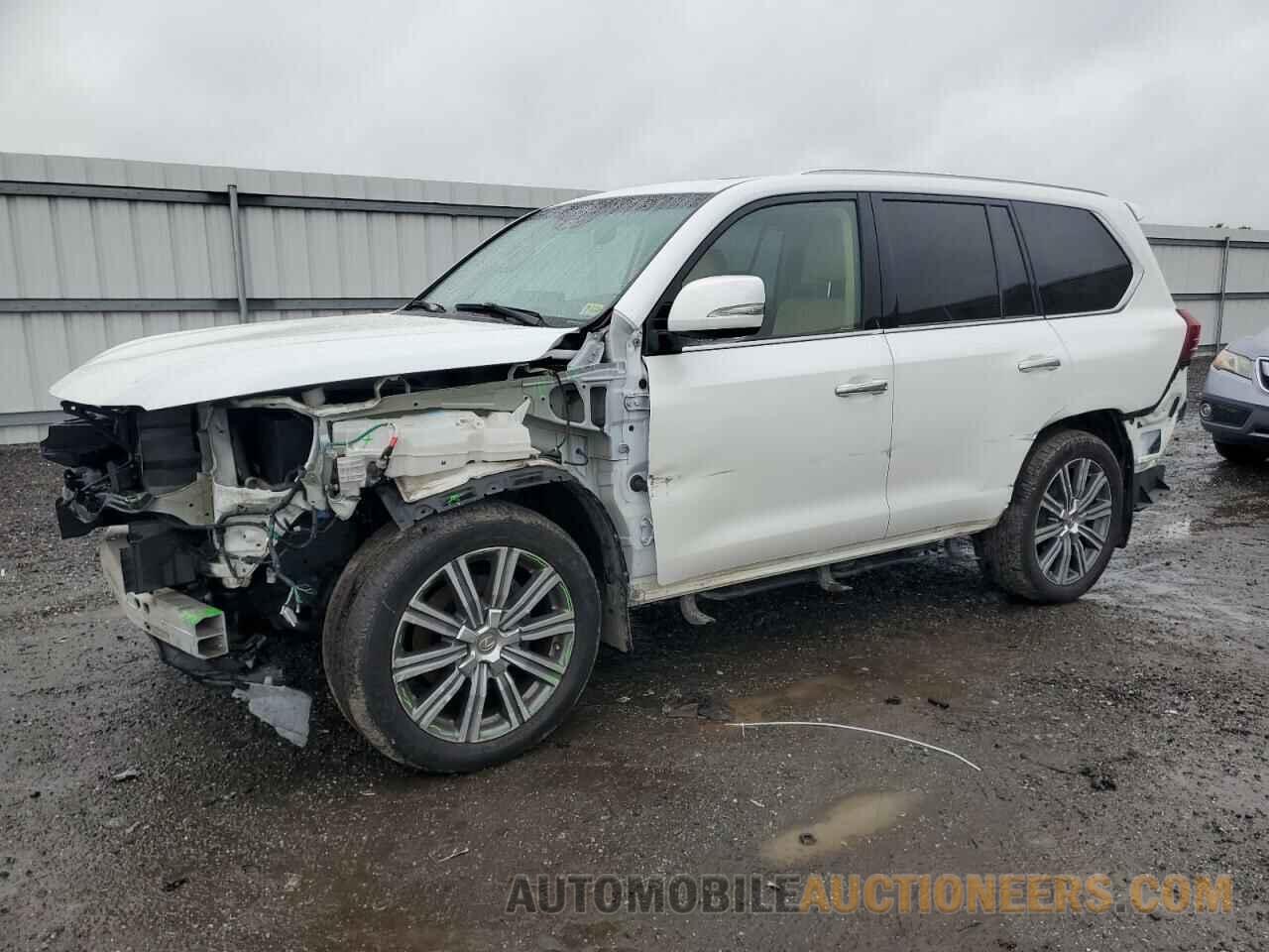 JTJHY7AX4H4243747 LEXUS LX570 2017