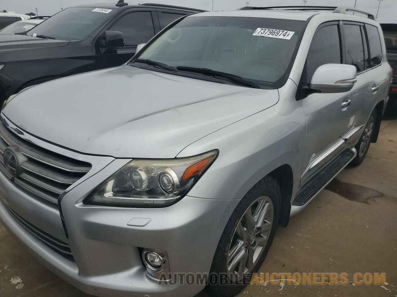 JTJHY7AX5F4166979 LEXUS LX570 2015