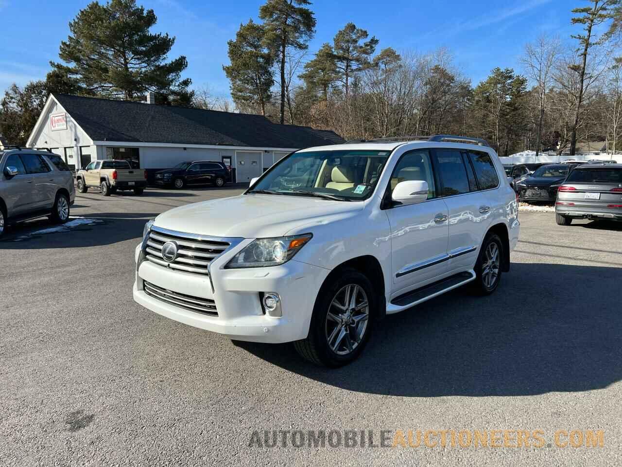 JTJHY7AX6F4168434 LEXUS LX570 2015