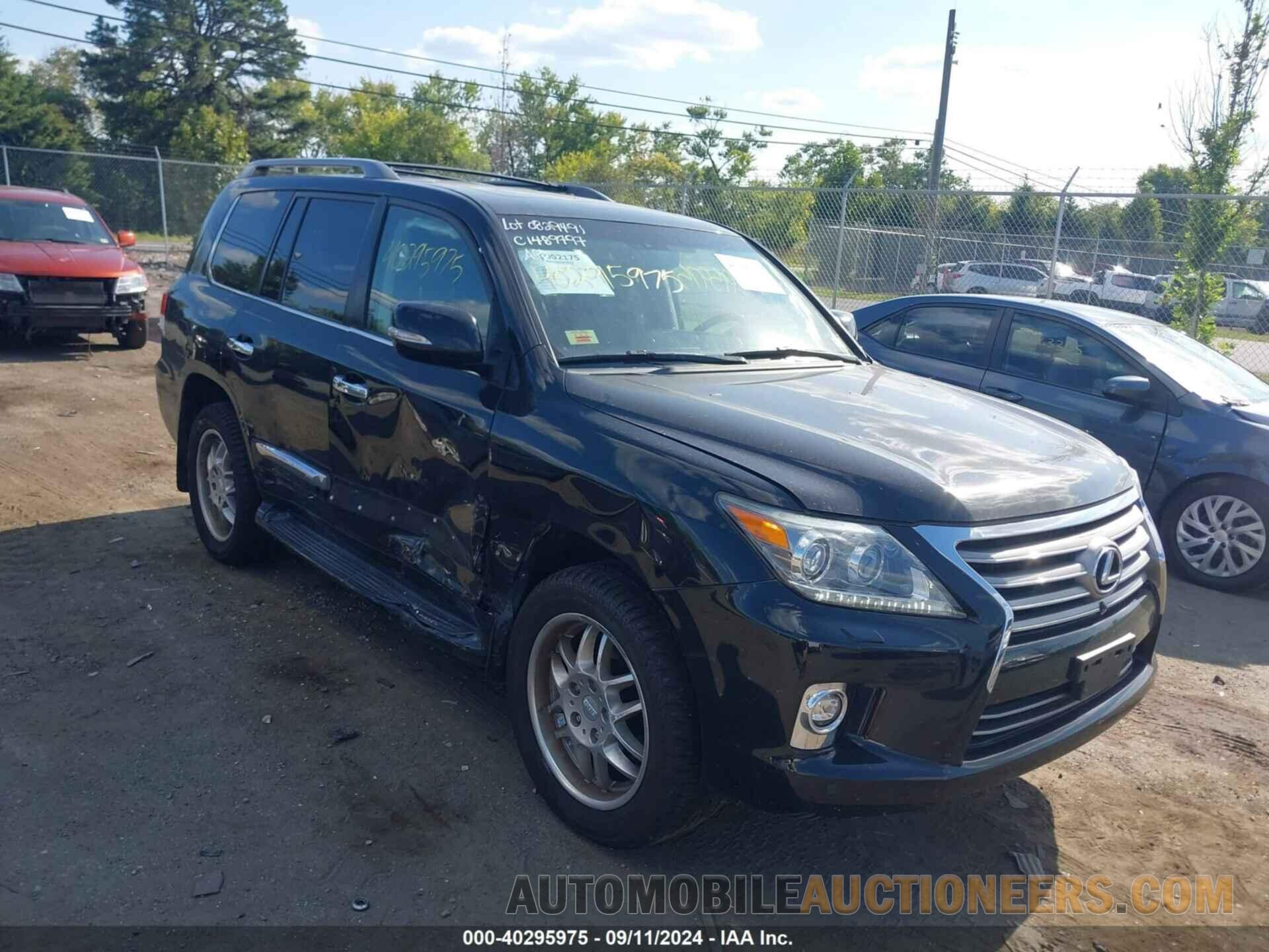 JTJHY7AX7F4171519 LEXUS LX 570 2015