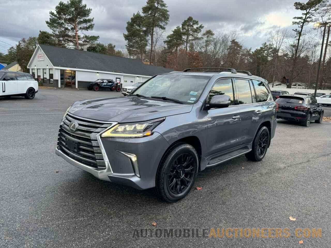 JTJHY7AX7H4224562 LEXUS LX570 2017