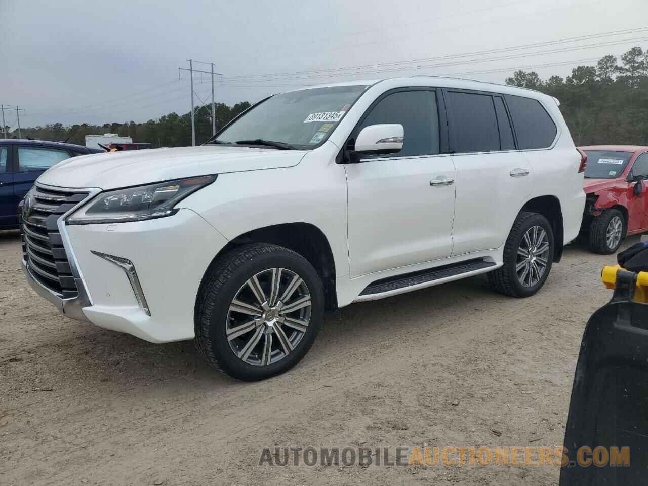 JTJHY7AX7H4231236 LEXUS LX570 2017