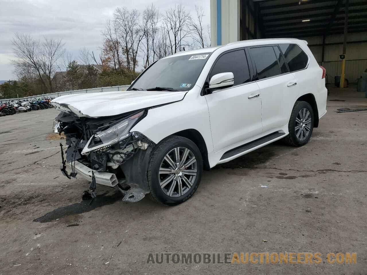 JTJHY7AX7H4247677 LEXUS LX570 2017