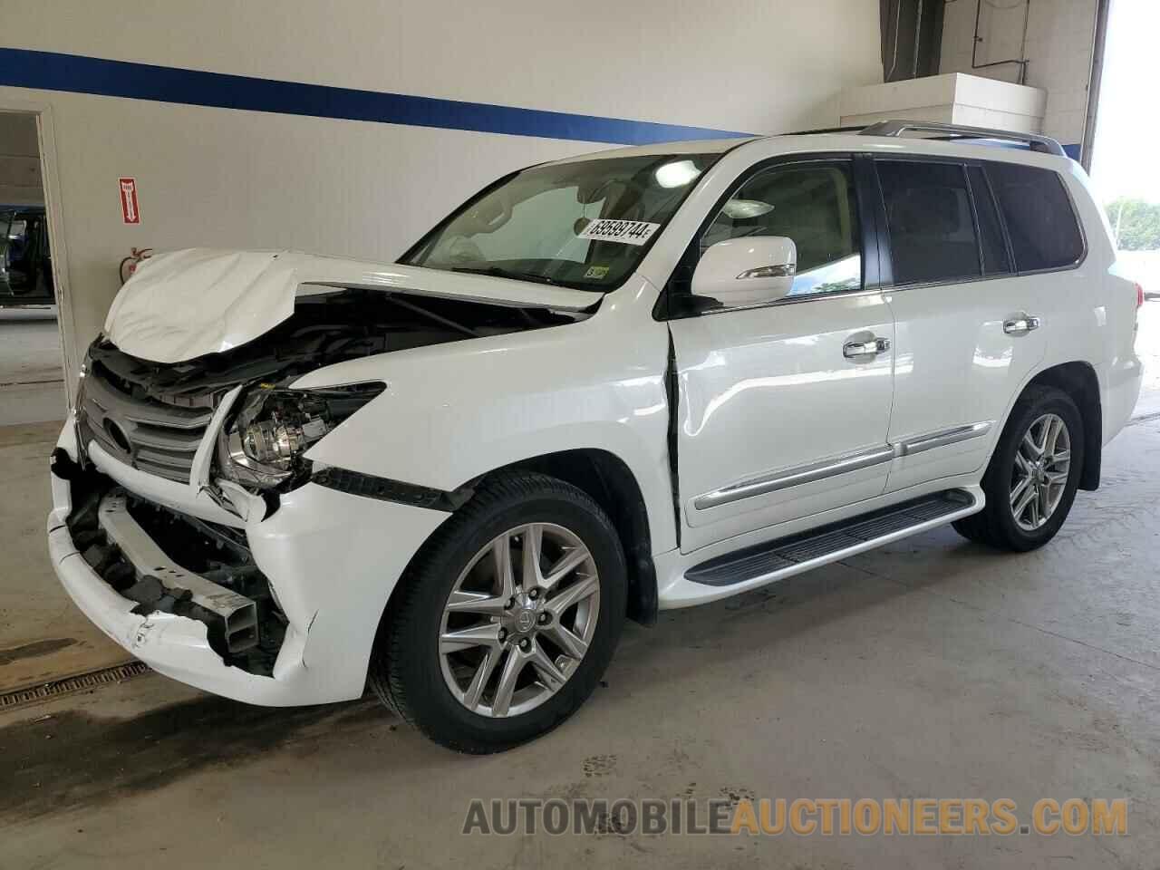 JTJHY7AX8F4185655 LEXUS LX570 2015