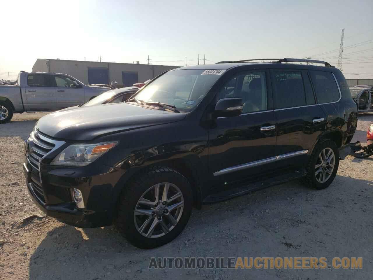 JTJHY7AX9F4175703 LEXUS LX570 2015