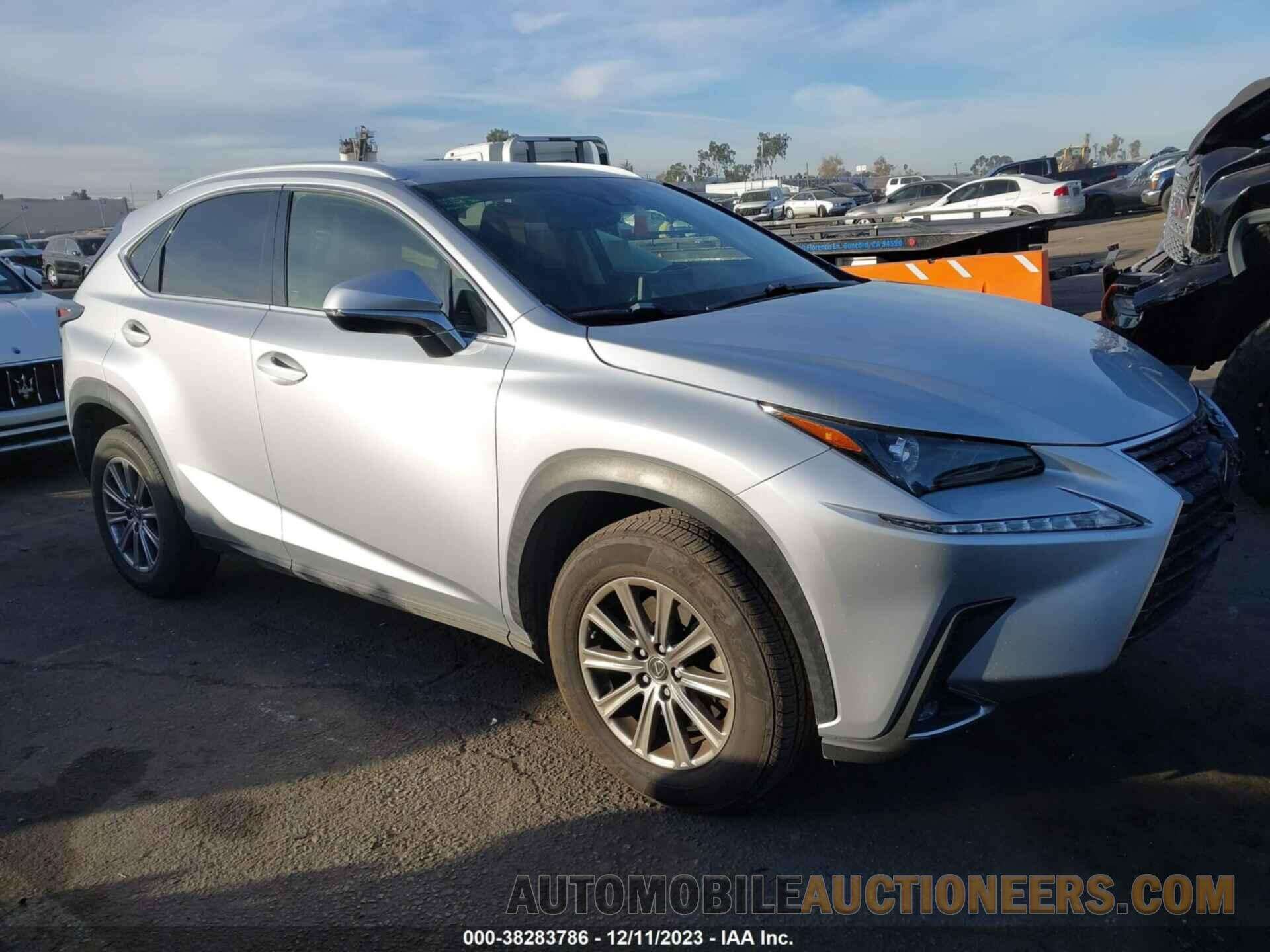 JTJYARBZ0J2107603 LEXUS NX 300 2018