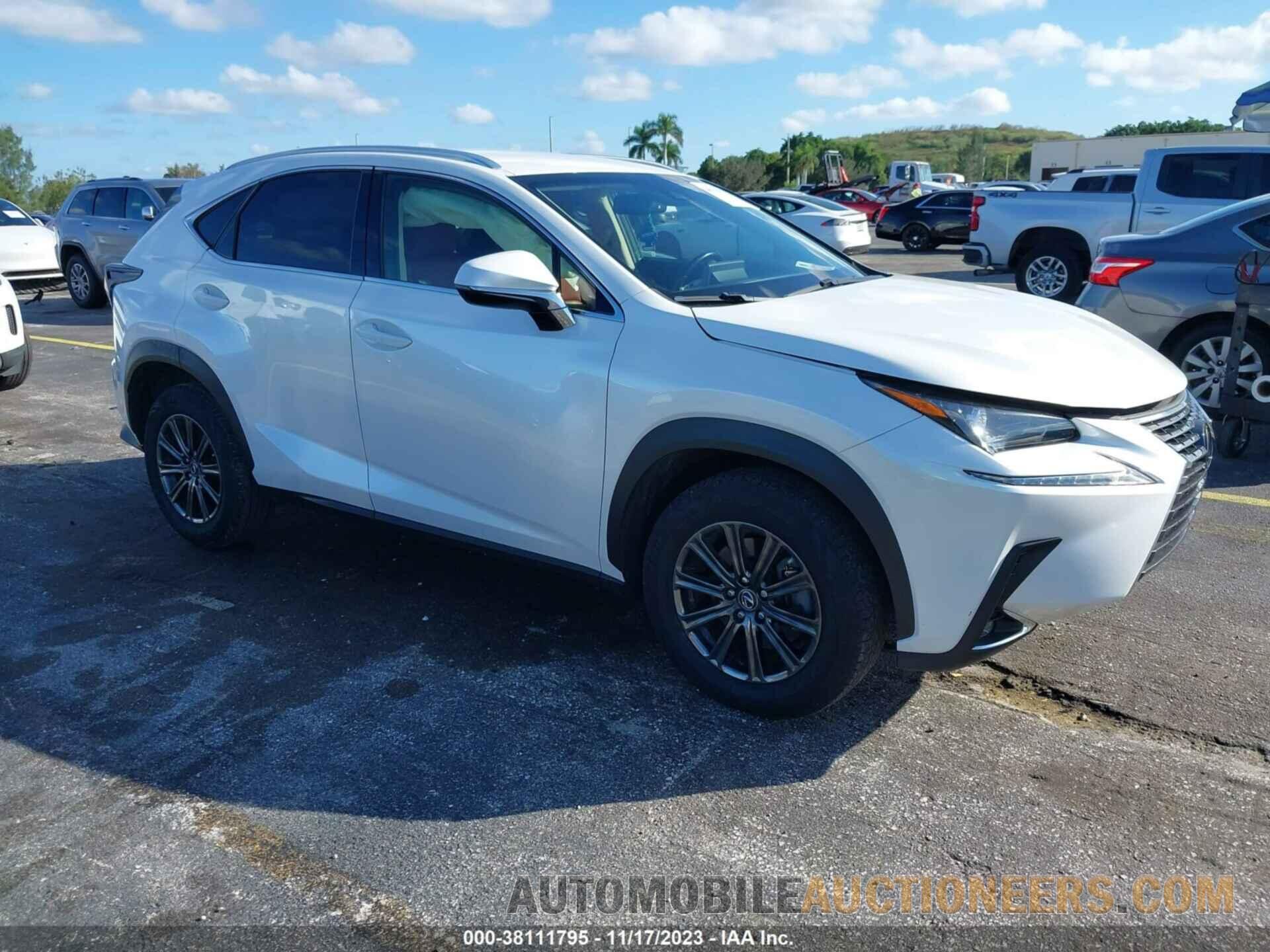 JTJYARBZ1K2137212 LEXUS NX 300 2019