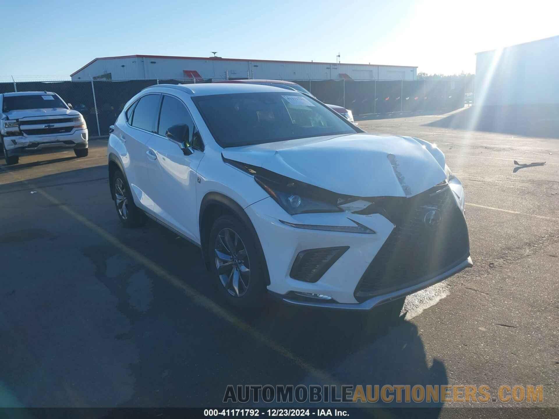 JTJYARBZ5K2123040 LEXUS NX 300 2019