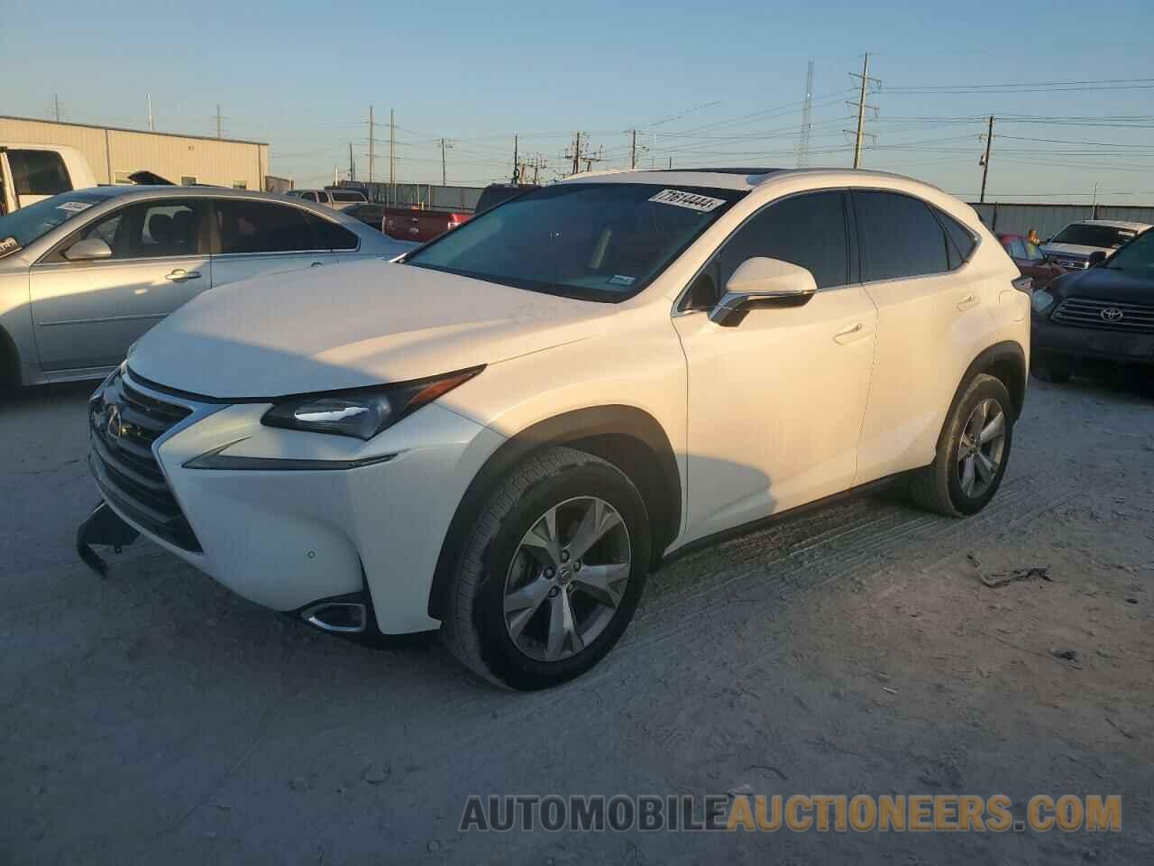 JTJYARBZ6H2068882 LEXUS NX 2017