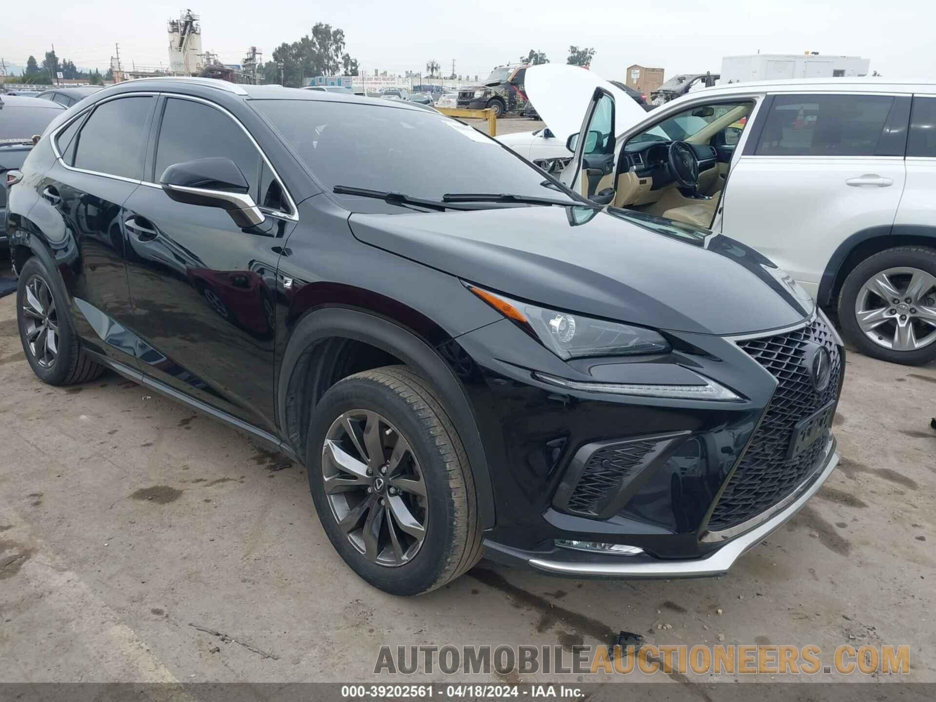 JTJYARBZ7J2097801 LEXUS NX 300 2018