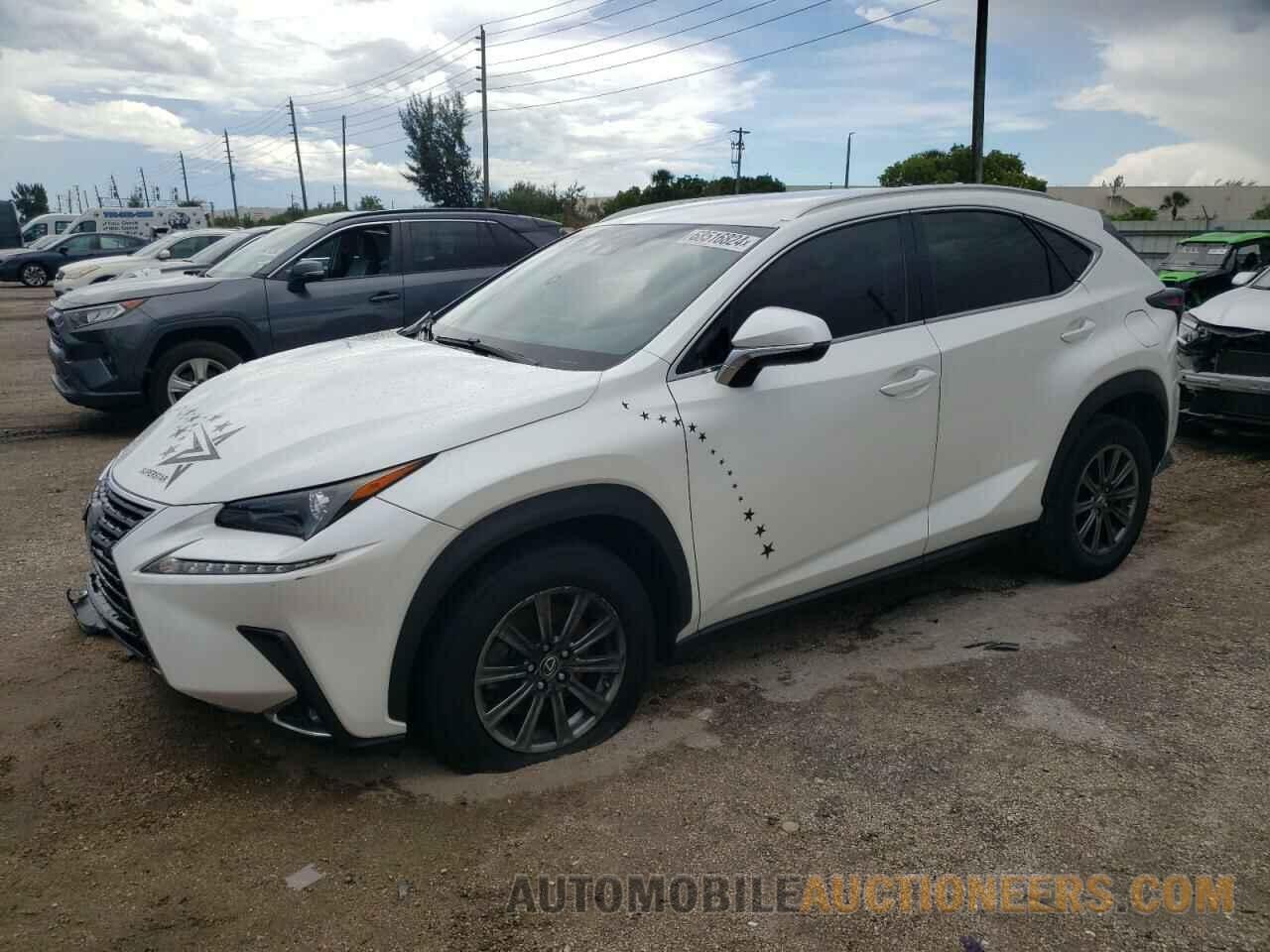 JTJYARBZ8J2114699 LEXUS NX 2018