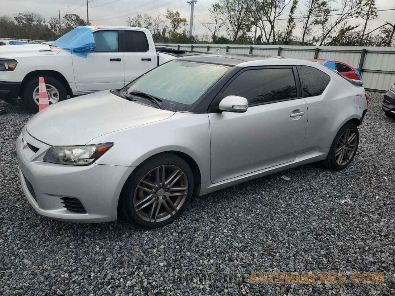 JTKJF5C71D3057443 TOYOTA SCION 2013