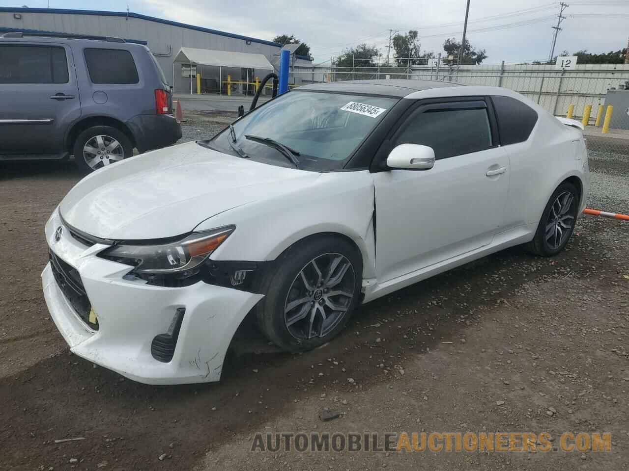 JTKJF5C71GJ018352 TOYOTA SCION 2016