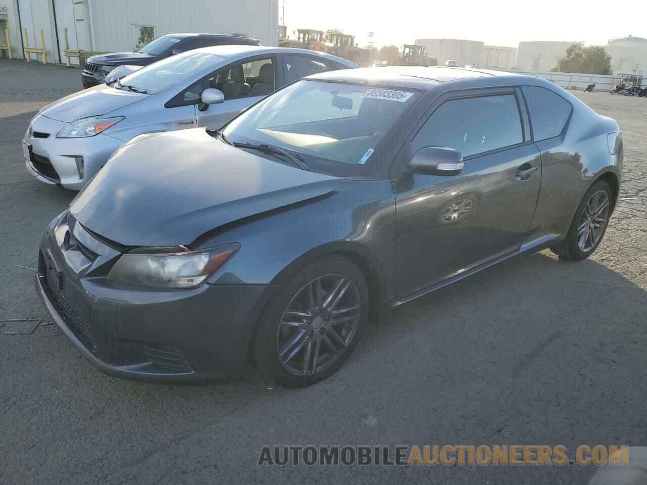 JTKJF5C72D3056883 TOYOTA SCION 2013