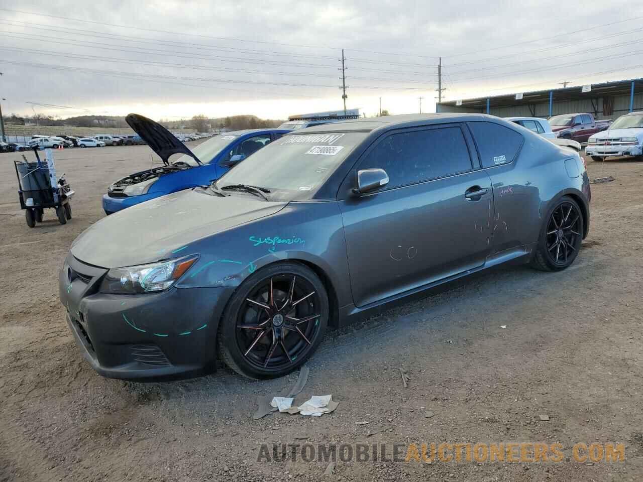 JTKJF5C73B3001811 TOYOTA SCION 2011