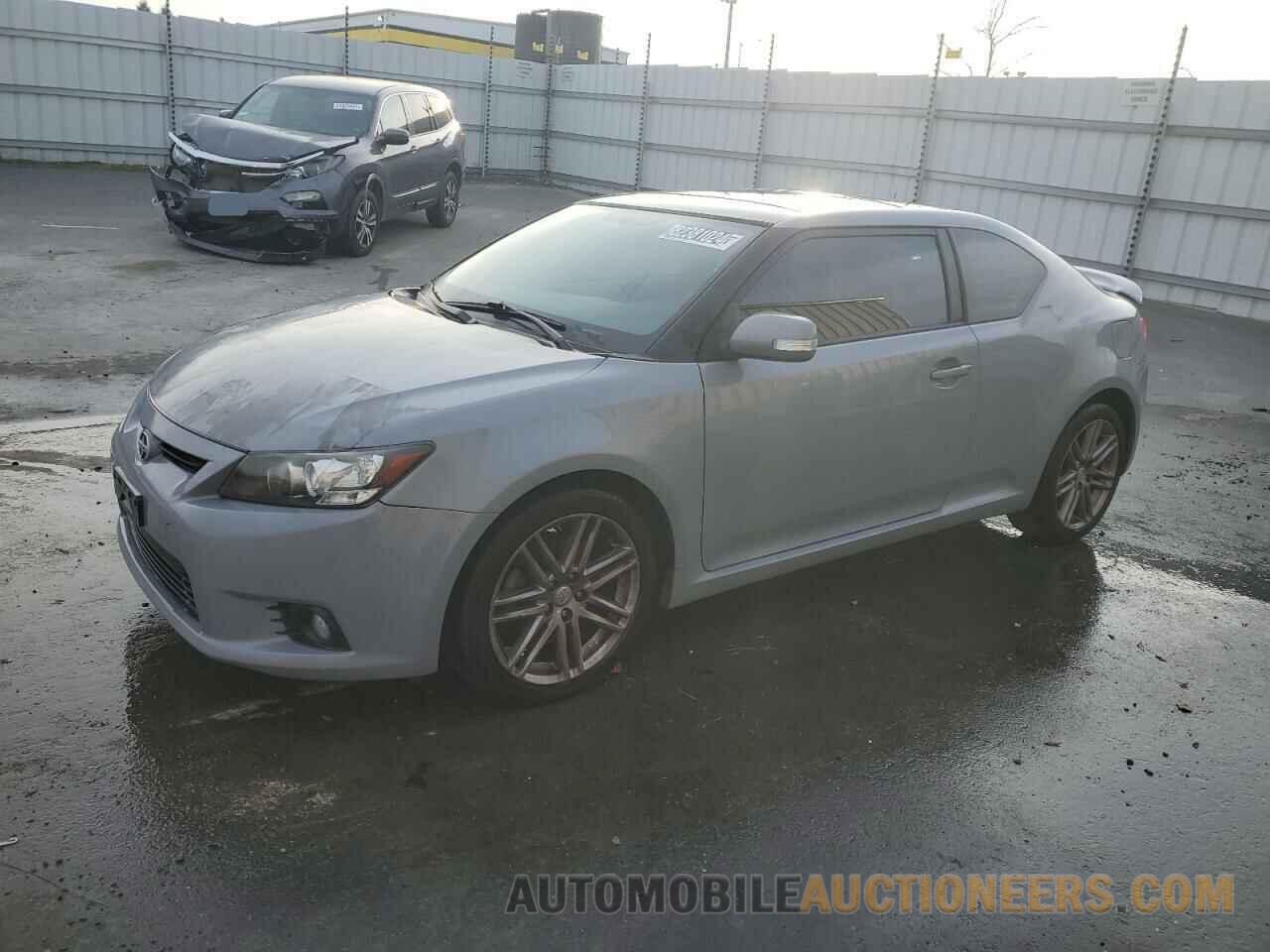 JTKJF5C77B3018739 TOYOTA SCION 2011