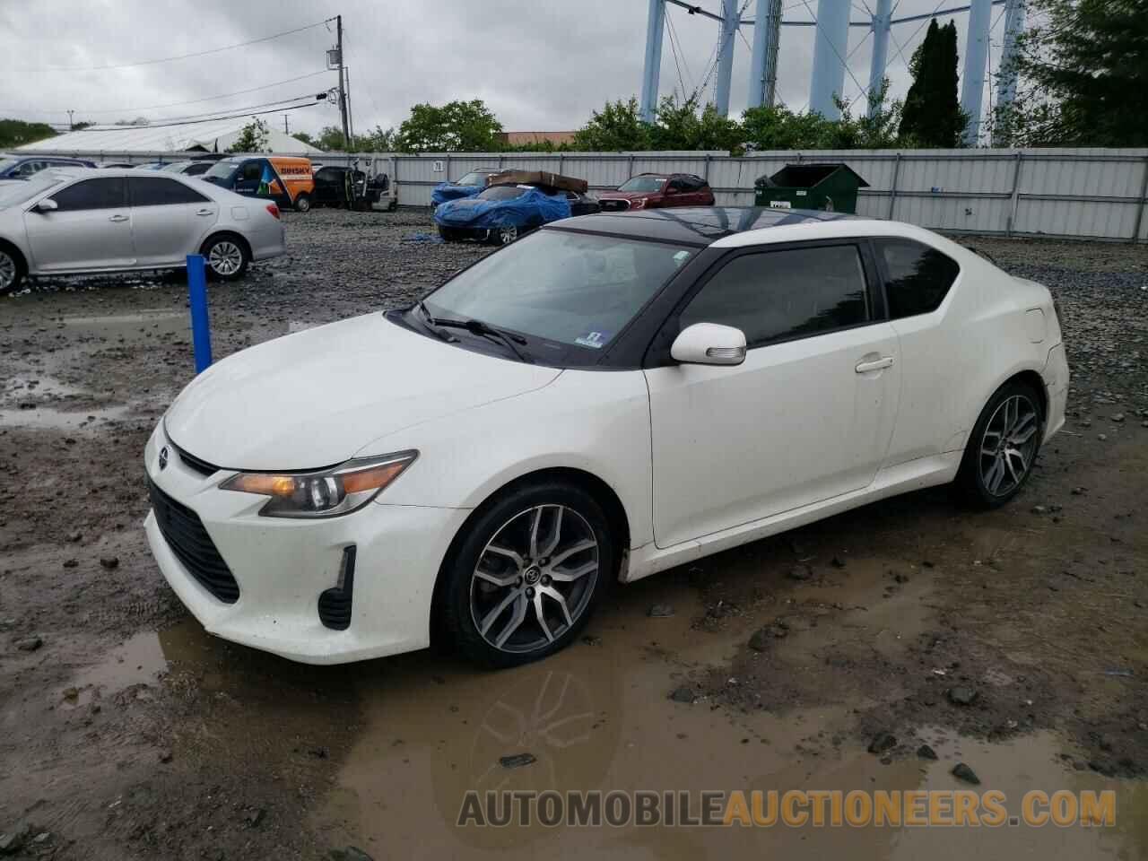 JTKJF5C77GJ020770 TOYOTA SCION 2016