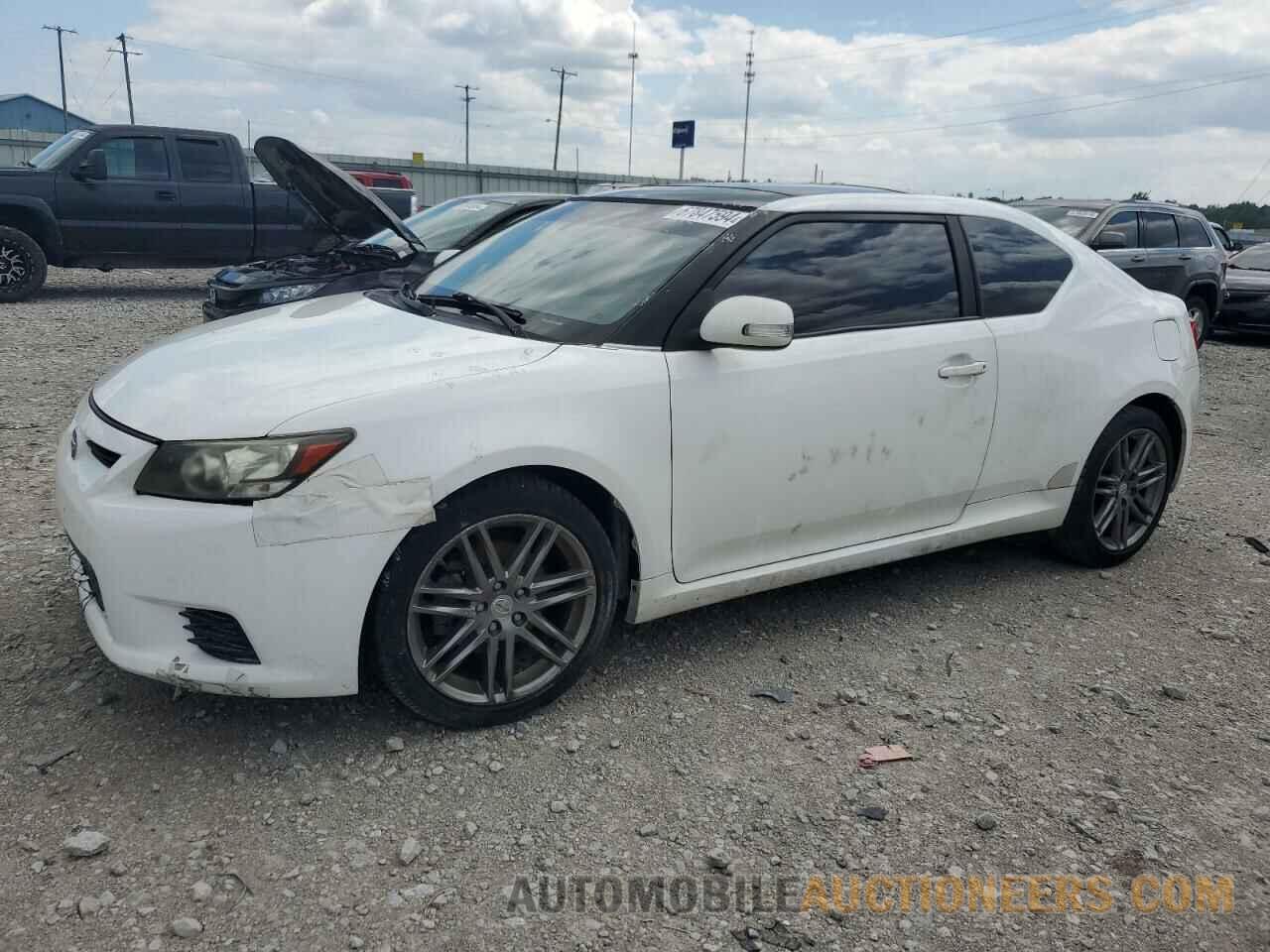 JTKJF5C79C3034393 TOYOTA SCION 2012