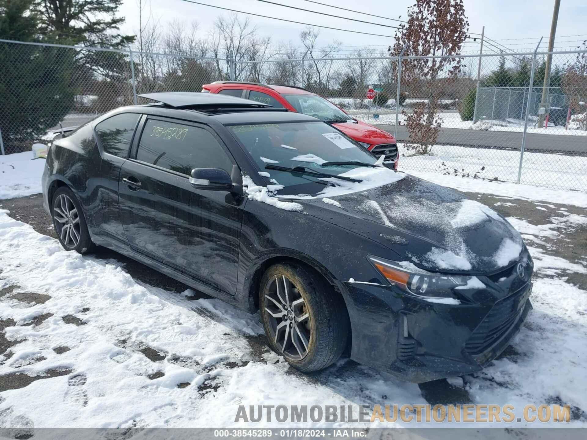 JTKJF5C79F3093609 TOYOTA SCION TC 2015