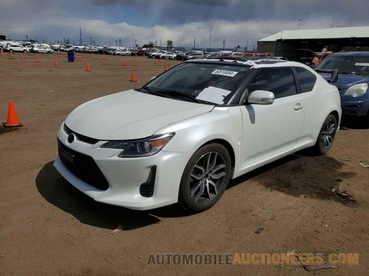 JTKJF5C79GJ018342 TOYOTA SCION 2016