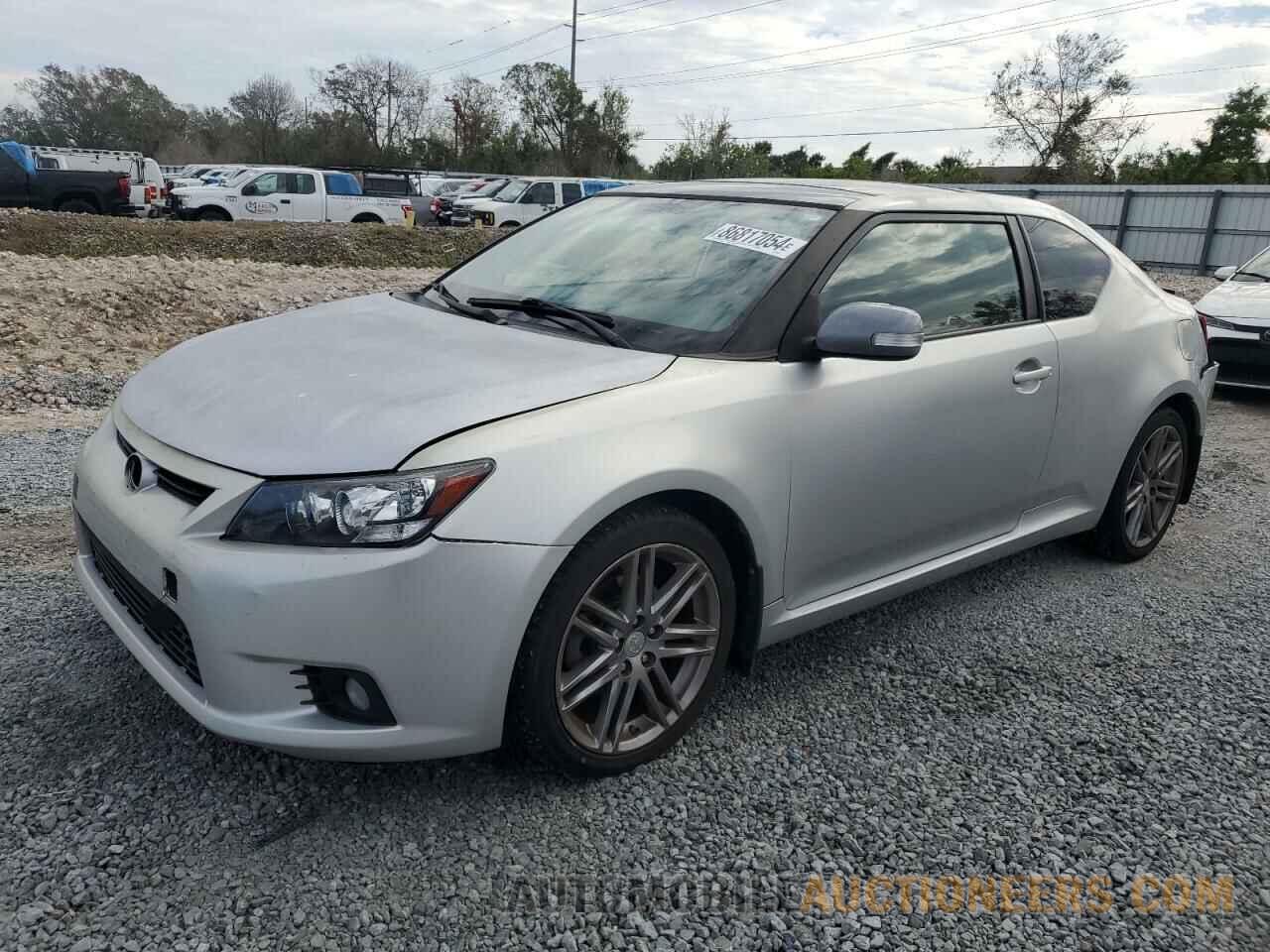 JTKJF5C7XB3013633 TOYOTA SCION 2011