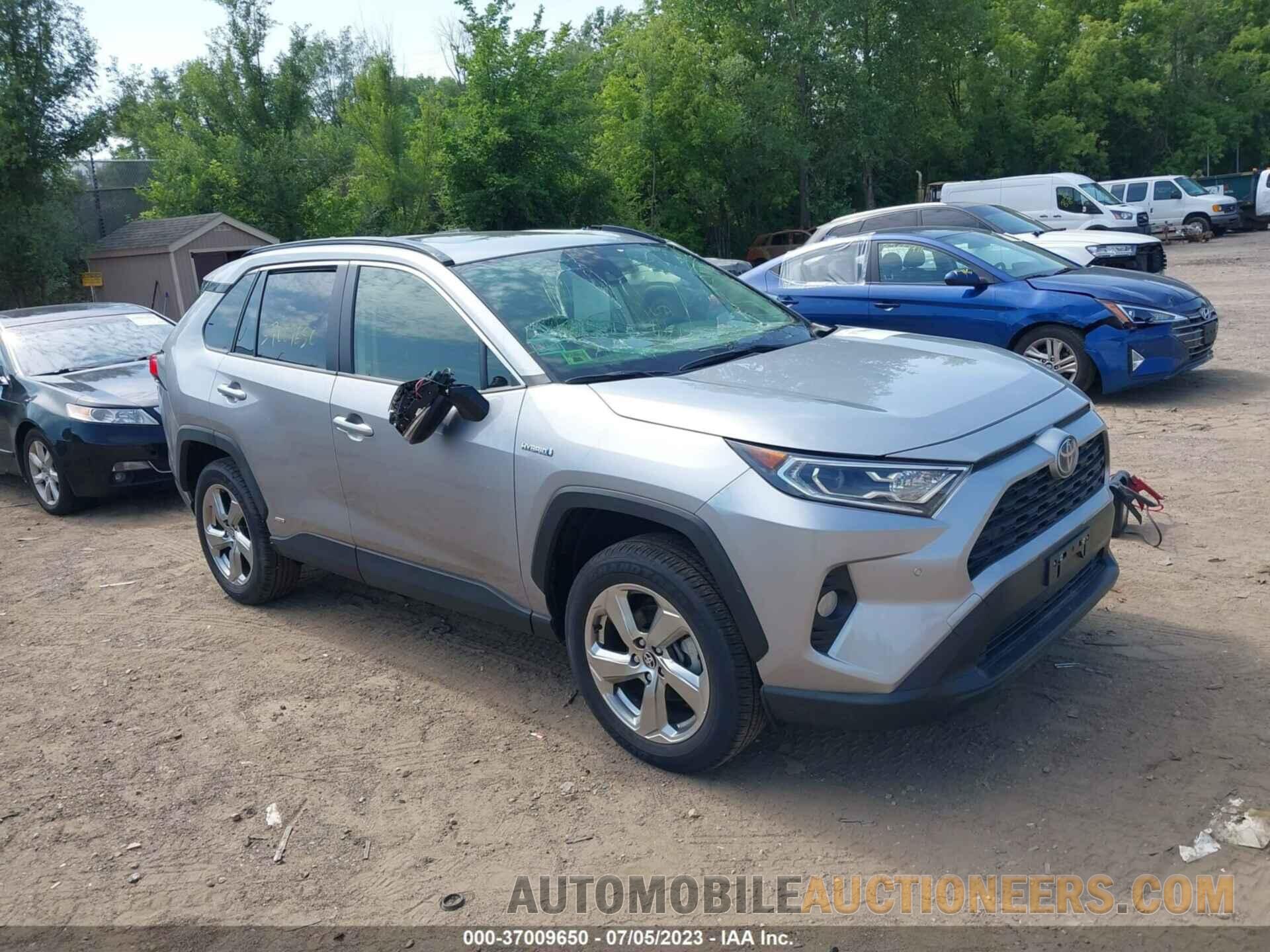 JTMB6RFV1MD011196 TOYOTA RAV4 2021