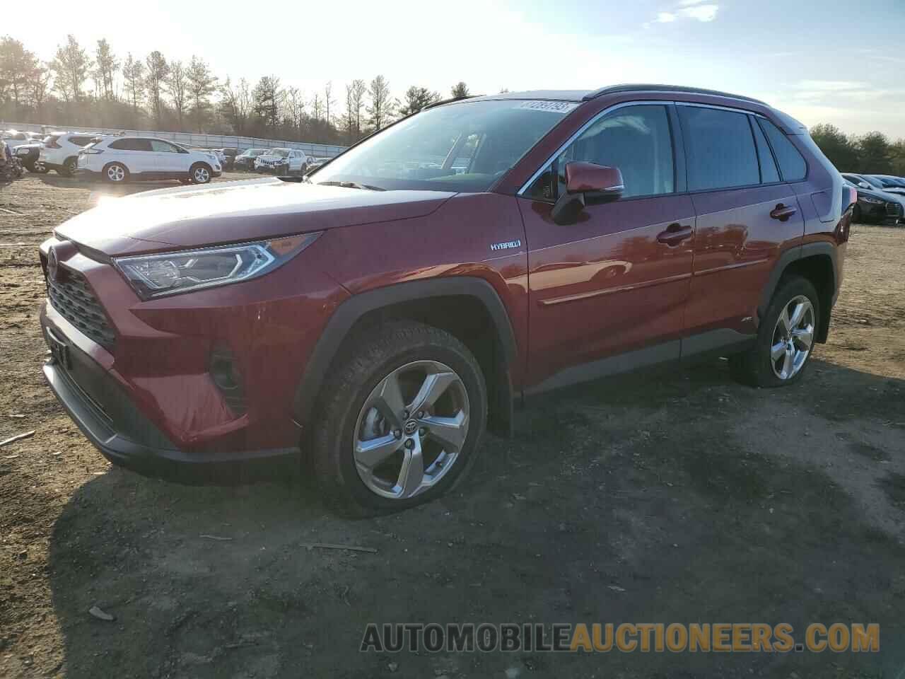 JTMB6RFV5MD038417 TOYOTA RAV4 2021