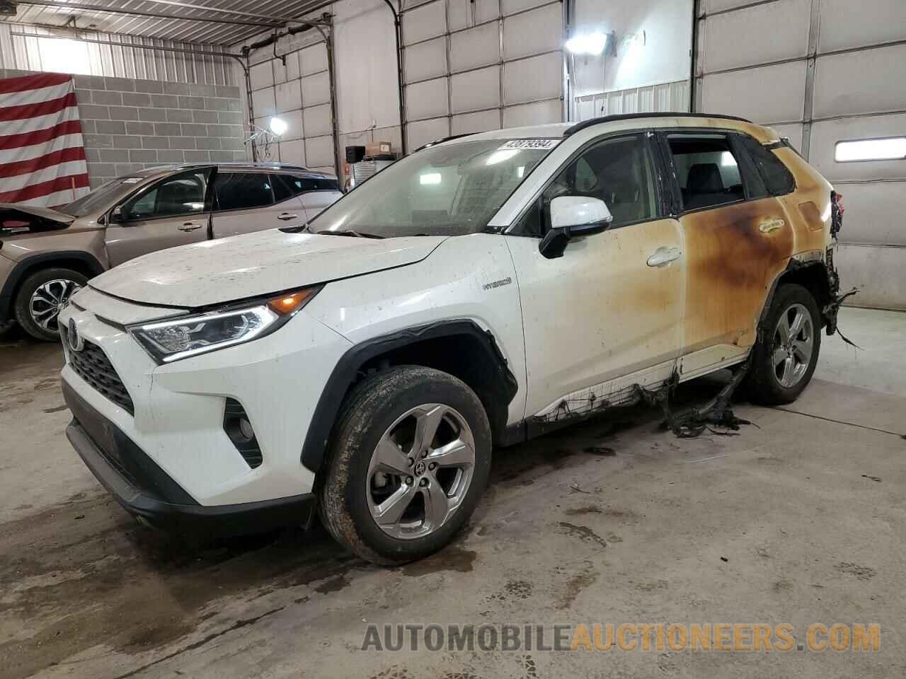 JTMB6RFV6MD024266 TOYOTA RAV4 2021