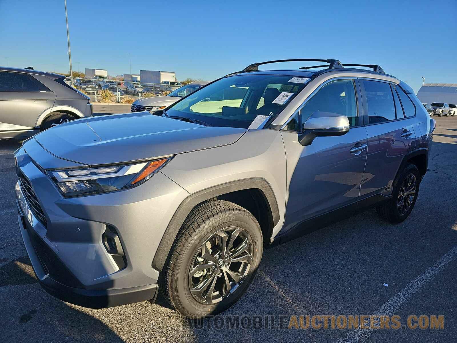 JTMB6RFV6RD118672 Toyota RAV4 Hybrid 2024