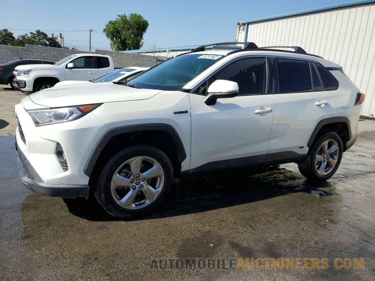 JTMB6RFV7MD039908 TOYOTA RAV4 2021